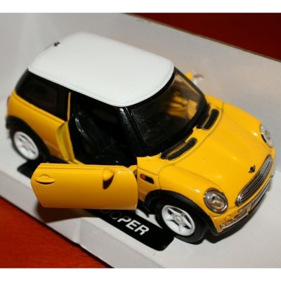 Gadgeteshop.cz Model automobilu Mr. Beana Mini Cooper červená 1702-662 1:32