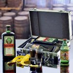 Contraband Dárkový kufr Jagermeister 0,7 l – Zboží Mobilmania