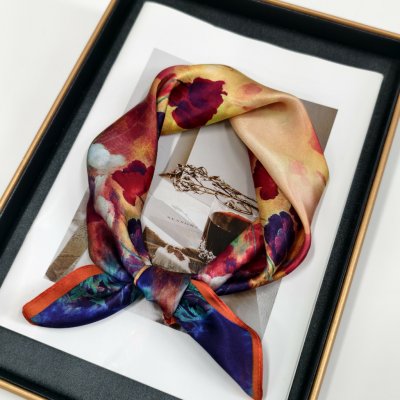 Hedvábný šátek makové pole – Zboží Dáma
