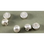 Knoflík ve tvaru perličky se spodním přišitím - perleťová - průměr 1 cm – Sleviste.cz