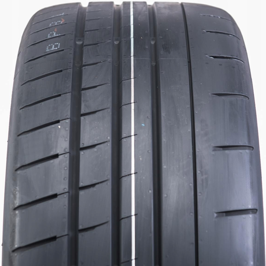 Bridgestone Potenza Race 225/45 R17 94Y