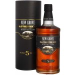 New Grove old tradition 5y 40% 0,7 l (tuba) – Zboží Dáma