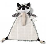 BabyOno plyšová hračka s chrastítkem Racoon Rocky Mýval černobílý – Sleviste.cz