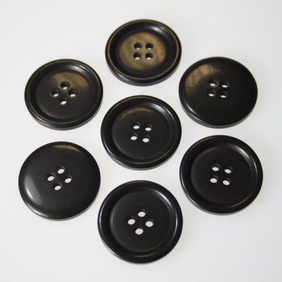 Knoflík černohnědý K44-3, průměr 28 mm. – Zboží Dáma