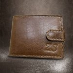 Pánská kožená peněženka ROYAL Leather s monogramem ražba Luxusní peněženka s ražbou vlastního monogramu je tím pravým originálem. Řekněte to stylově. – Sleviste.cz