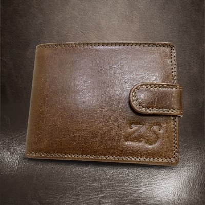 Pánská kožená peněženka ROYAL Leather s monogramem ražba Luxusní peněženka s ražbou vlastního monogramu je tím pravým originálem. Řekněte to stylově.