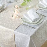 Veba Ubrus CARLO Ornament bílá 140x140 cm – Zbozi.Blesk.cz