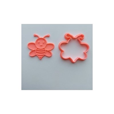 Vykrajovátko VČELKA, sada 2 kusy 6 cm – Sleviste.cz