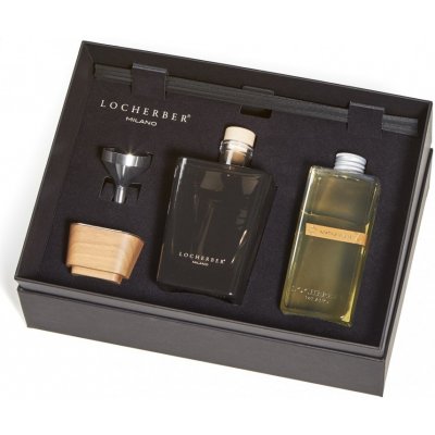 Locherber Milano Dárková sada GIFT BOX 500 ml AGATHIS AMBER: aroma difuzér 500 ml, náplň 500 ml, tyčinky, trychtýřek a víčko z ořechového dřeva – Hledejceny.cz