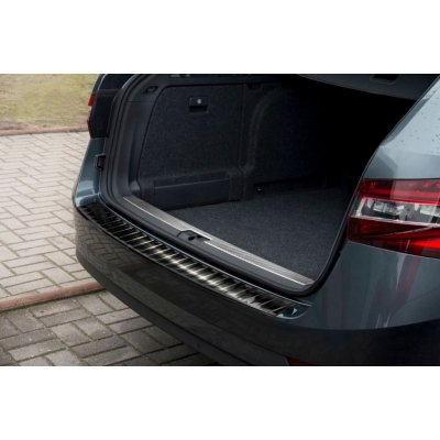 Ochranná lišta hrany kufru Škoda Superb III. 2015-2024 (combi – Zboží Mobilmania
