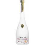 Vodka Pravda CocoPine 37,5% 0,05 l (holá láhev) – Zboží Dáma