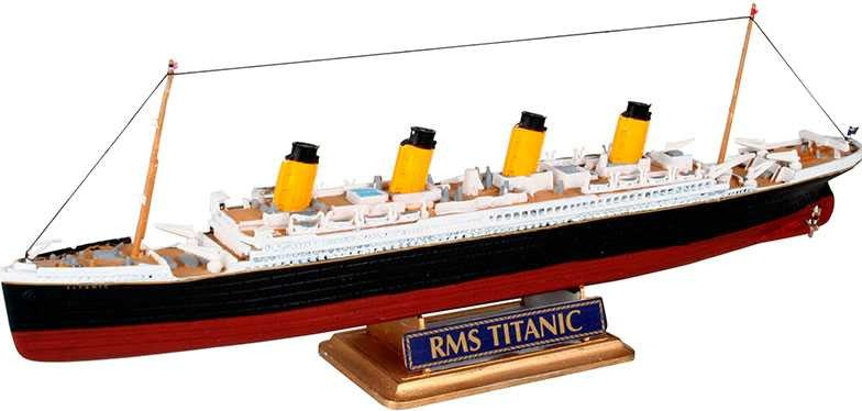 Revell zaoceánský parník R.M.S. Titanic 1:200ModelKit 05804