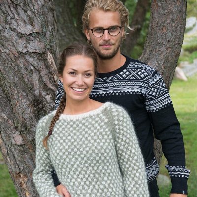 Norský svetr Vrikke Hovden tmavě šedá – Hledejceny.cz