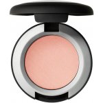 MAC Cosmetics Matné oční stíny Powder Kiss Matte Eye Shadow Devoted to Chili 1,5 g – Hledejceny.cz