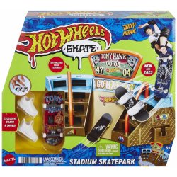 Hot Wheels Skate Fingerboard And Shoes Tony Hawks Stadium Skatepark