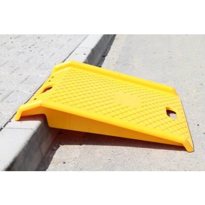 AHProfi Nájezdová rampa na obrubník - TS690 – Hledejceny.cz