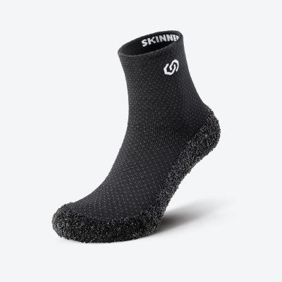 Skinners Adults Black 2.0 Dot