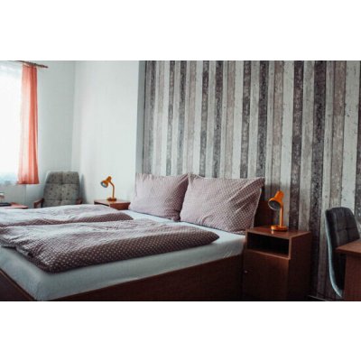 Pohodový pobyt s polopenzí v jihočeském hotelu Alf pro 2 osoby – Hledejceny.cz