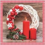 Aha Vánoční papírové ubrousky Bílý věnec 2 červené svíčky a ozdoby 3V 20ks 33x33cm – Zboží Mobilmania