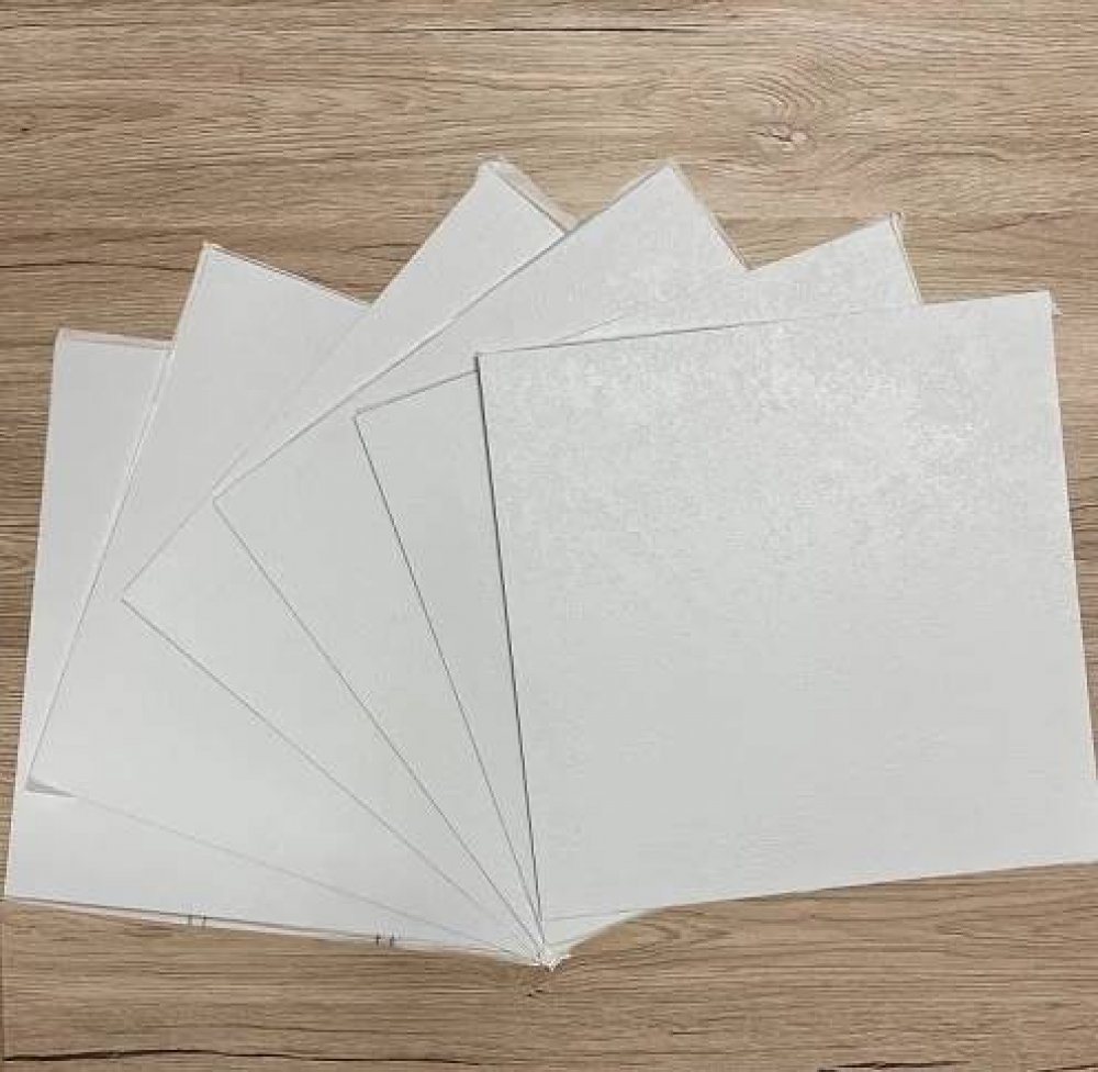 Decofloor DF0023 samolepící podlahové čtverce z PVC motiv bílá matná  dlaždice, samolepící vinylová podlaha, PVC dlaždice, velikost 30,4 x 30,4  cm | Srovnanicen.cz
