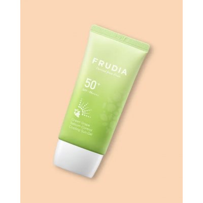 Frudia Sun Green Grape Sebum Control hydratační gel na opalování pro mastnou a smíšenou pleť SPF50+ 50 g – Zboží Mobilmania