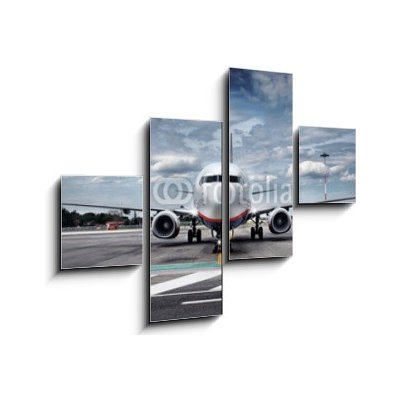 Obraz 4D čtyřdílný - 120 x 90 cm - Total View Airplane on Airfield with dramatic Sky Celkový pohled na letadlo na letišti s dramatickou oblohou – Zboží Mobilmania