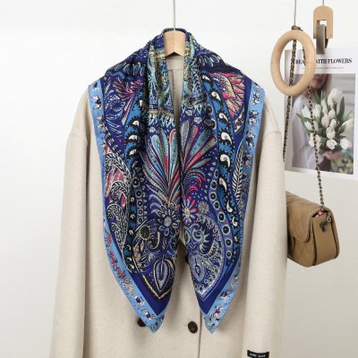 hedvábný šátek Modrá nádhera v dárkovém balení – Zboží Dáma