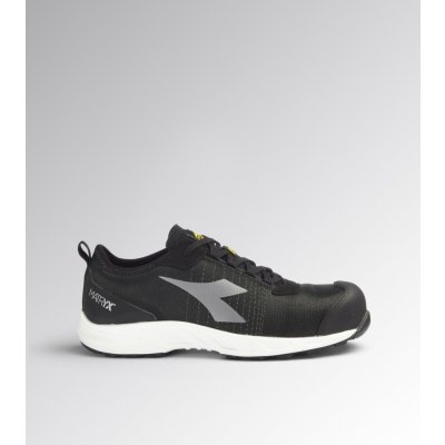 Diadora FLY LITEBASE MATRYX LOW S3 HRO SRC ESD obuv Černá/Bílá