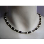 Bizuterka-eshop.cz dřevěné korále na krk tříbarevné BZ-06898 – Zboží Dáma