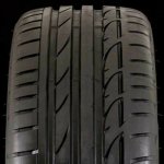 Bridgestone Potenza S001 235/35 R19 87Y