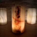 Svícen z aragonitu na čajovou svíčku - válec 13 cm Varianta: Jemný vzor – Zboží Dáma