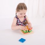 Bigjigs motorická Nasazování tvarů na tyč Toys BB033 – Zboží Mobilmania