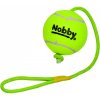 Hračka pro psa Nobby hračka tenisový míček XL 10 cm s lanem 70 cm
