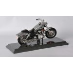 Harley Davidson Maisto 2009 FXDFSE Cvo Fat Bob stříbrná 1:18 – Zbozi.Blesk.cz