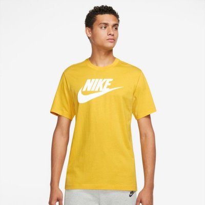 Nike pánské tričko Sportswear AR5004 žlutá