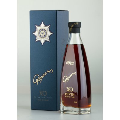 Kvint Brandy 40y Suvorov 40% 0,7 l (karton) – Zboží Dáma