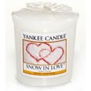 Svíčka Yankee Candle Snow in Love 49 g