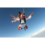 Tandemový seskok padákem v Mostě – Zboží Dáma