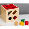 Dřevěná hračka Woto geometrické tvary v kostce
