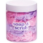 Sunkissed mýdlový peeling Soap & Scrub sladká bobule 250 g – Hledejceny.cz