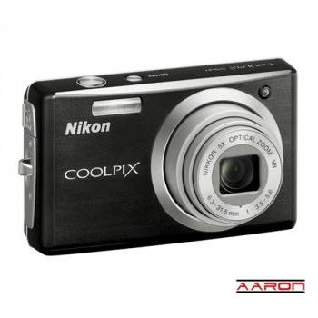 Nikon CoolPix S560