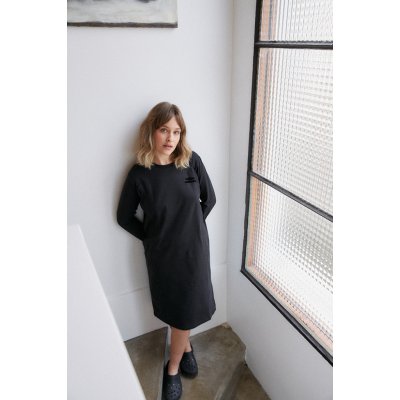 Tajinebanane kojící šaty La P'allaite černé – Zboží Dáma