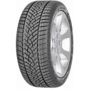 Osobní pneumatika Goodyear UltraGrip Performance+ 275/40 R22 107V