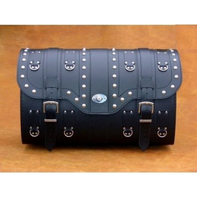 Kožený moto kufr se zámkem K16, 67x35x32cm - nýty a třásně / 1x boční kapsička / 67cm – Sleviste.cz