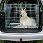 Trixie Klec do auta skosená 190 x 67 x 52 cm – Sleviste.cz