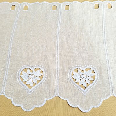 Vitrážová záclona SRDÍČKO BÍLÉ 40 cm – Hledejceny.cz