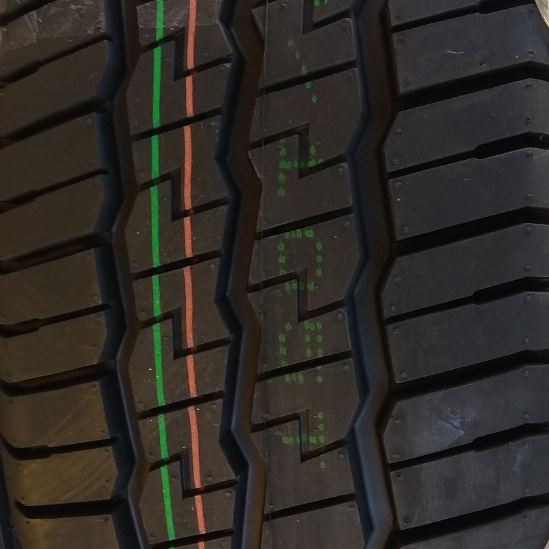 Tracmax RF09 185/80 R14 102Q