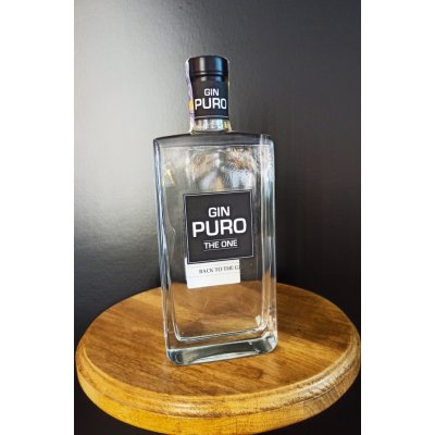 Puro The One Gin 56,3% 0,7 l (holá láhev)