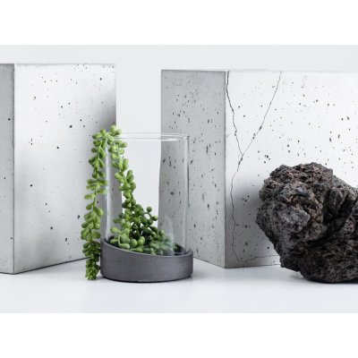 Váza Obeton Evan v betonu - vesmírně šedá – Zboží Dáma