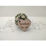 Dřevěná svatební jmenovka ve tvaru srdce D-decor - srdíčko – Zboží Dáma